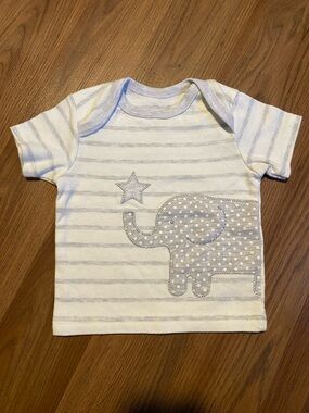 ✨8/$10. Rene Rofe. Baby Short-Sleeve Elephant Stripe Tee - 3-6 months